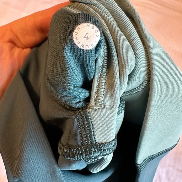 Lululemon Wunder Under Crop High Rise Frosted Pine / Green Jasper - Picture 6 of 7